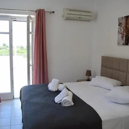 Lovely View * Párosz