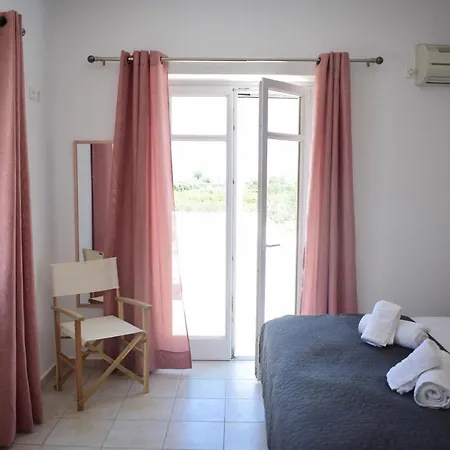 Apartman Lovely View Párosz