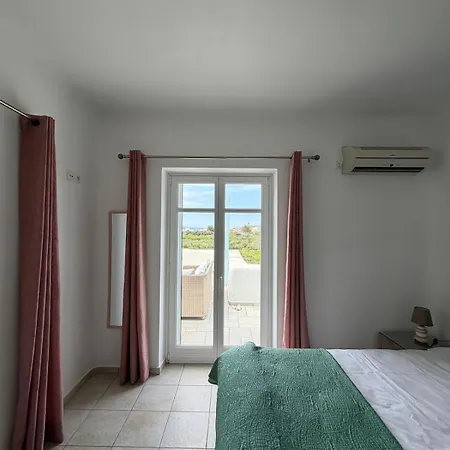 Kaniaris Sunset House